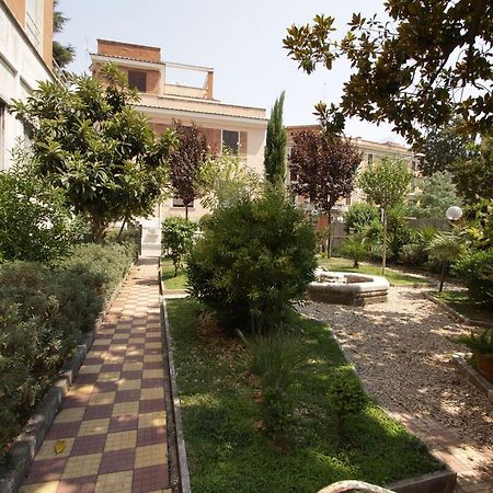 Casa Per Ferie Margherita Diomira Otel Roma Dış mekan fotoğraf