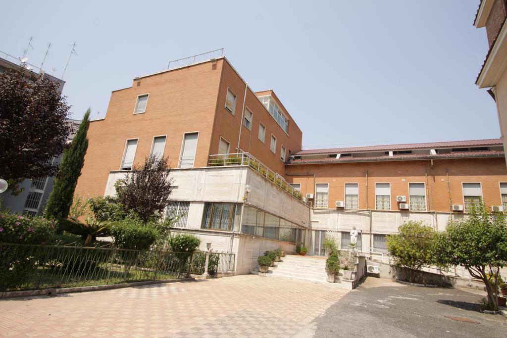 Casa Per Ferie Margherita Diomira Otel Roma Dış mekan fotoğraf