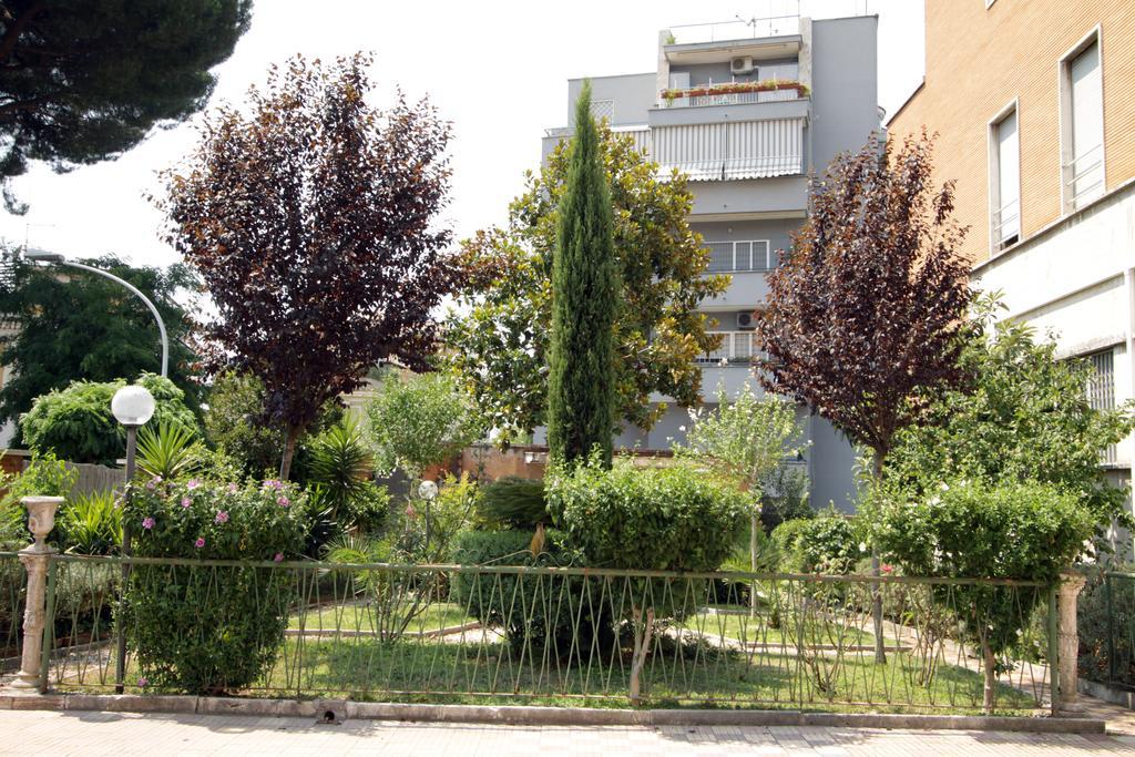 Casa Per Ferie Margherita Diomira Otel Roma Dış mekan fotoğraf