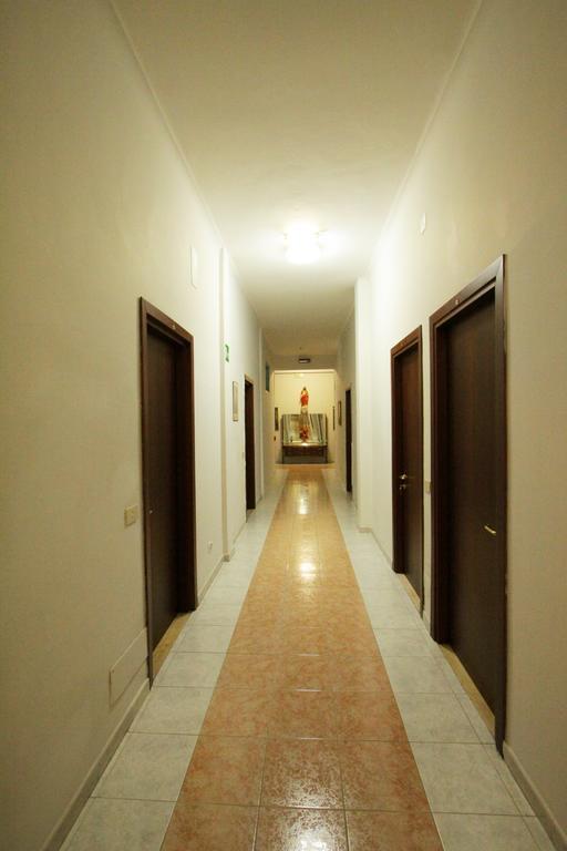 Casa Per Ferie Margherita Diomira Otel Roma Dış mekan fotoğraf