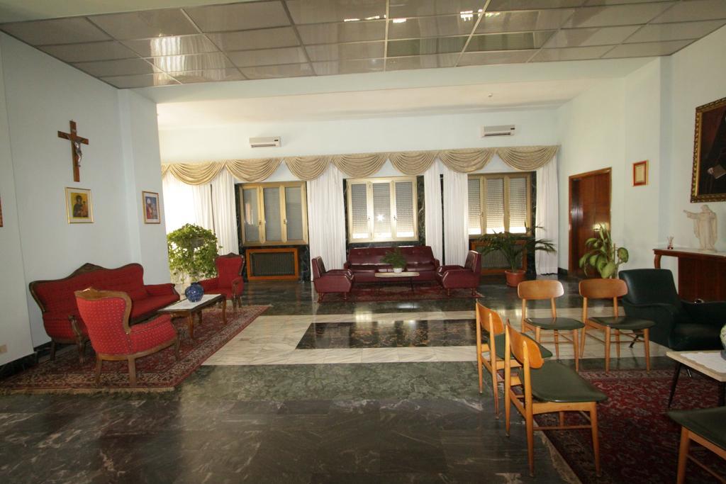 Casa Per Ferie Margherita Diomira Otel Roma Dış mekan fotoğraf