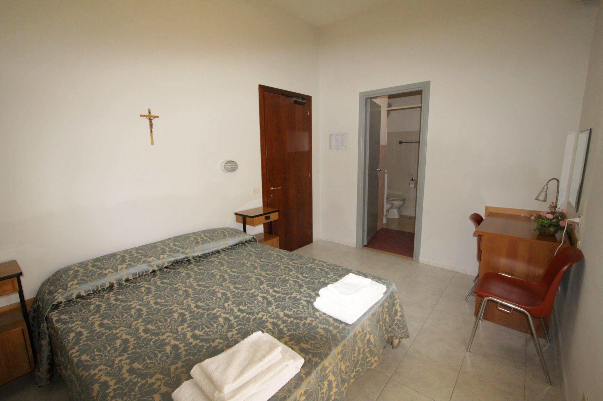 Casa Per Ferie Margherita Diomira Otel Roma Dış mekan fotoğraf